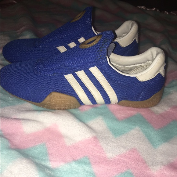 Adidas size 5.5 royal blue.