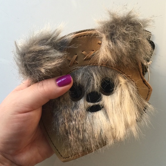 Star Wars Ewok Coin Bag - Picture 4 of 4