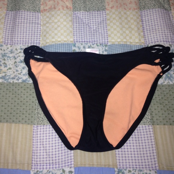 Black strappy bathing suit!!