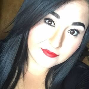 Meet your Posher, Anahi