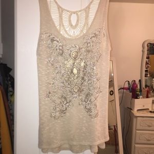 Cream tank top with gold beading and design!