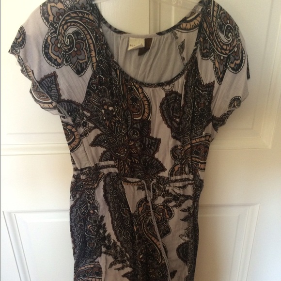 Gray dress