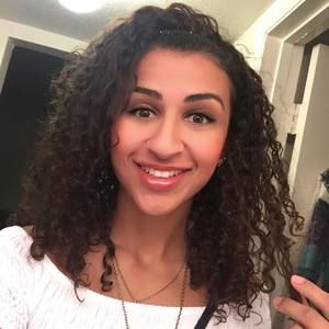 Meet your Posher, Daniela