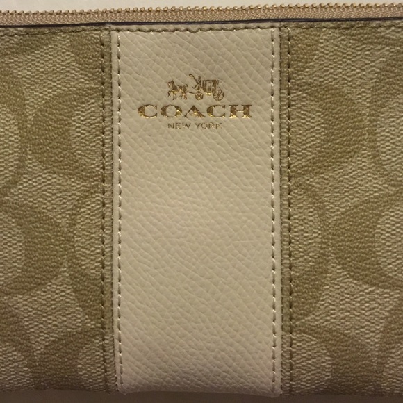 COACH clutch - Picture 3 of 4