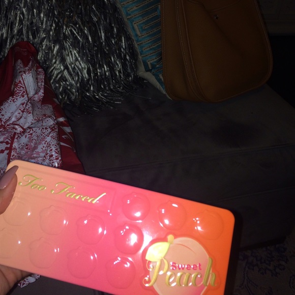 Meet your Posher, Valeria