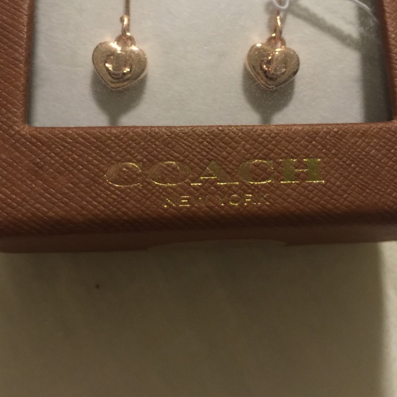 COACH ROSEGOLD EARRINGS - Picture 4 of 4