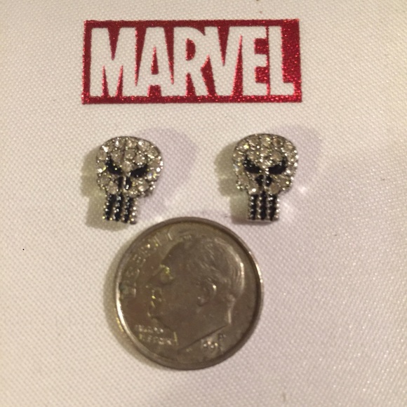 CZ The Punisher Skull Stud Earrings - Picture 3 of 3