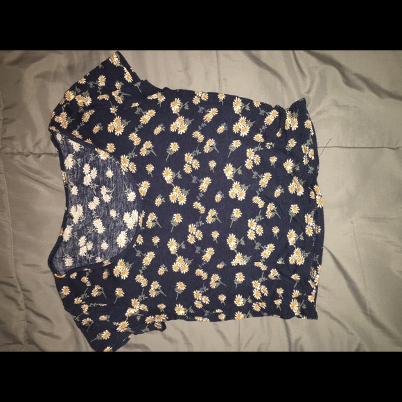 Blue daisy crop top.