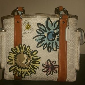 Authentic Coach tote