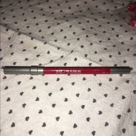 Urban Decay 24/7 liner in "69"