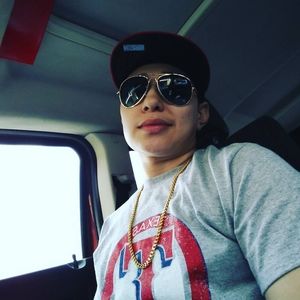 Meet your Posher, Crystal