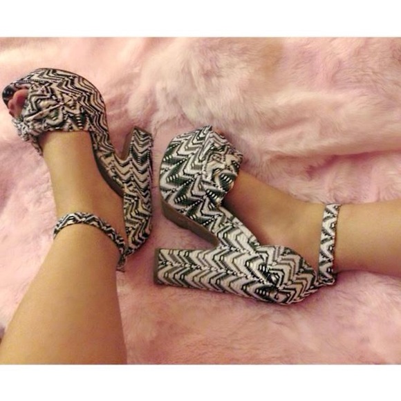 Tribal Print Heels