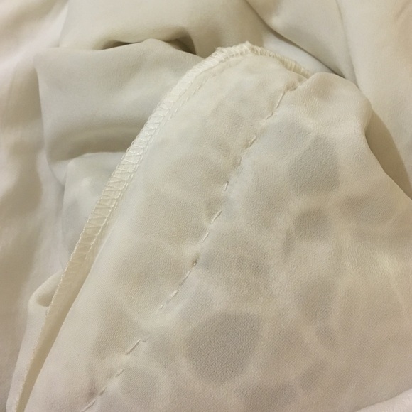 Gold/white lace dress from Forever21 - Picture 4 of 4