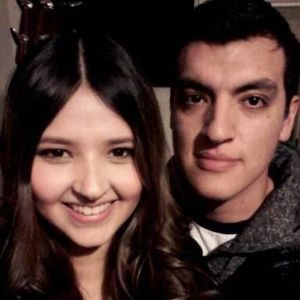 Meet your Posher, Roxana