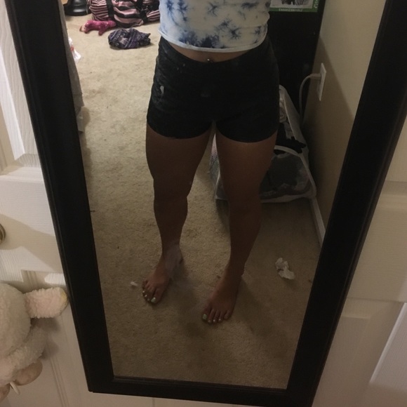 NEW leather high-waisted shorts from LA Hearts - Picture 3 of 4