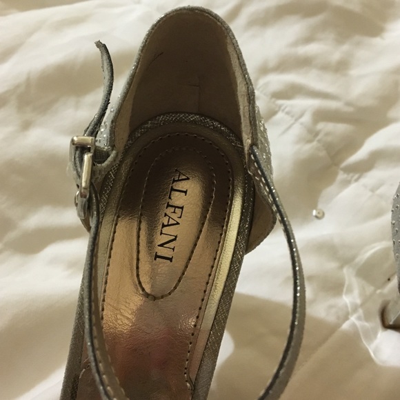 Silver 3.5 inch heels by Alfani - Picture 2 of 4