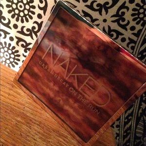 Urban Decay Naked on the run palette