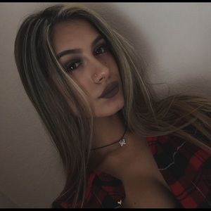 Meet your Posher, Alina