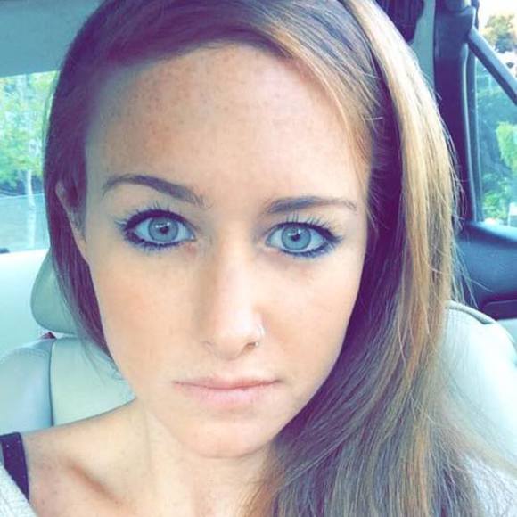 Meet your Posher, Alexandra - Picture 1 of 3