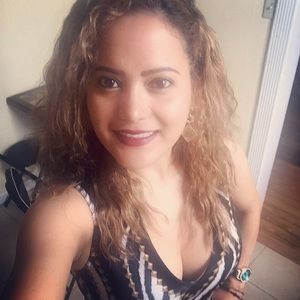 Meet your Posher, Yurany