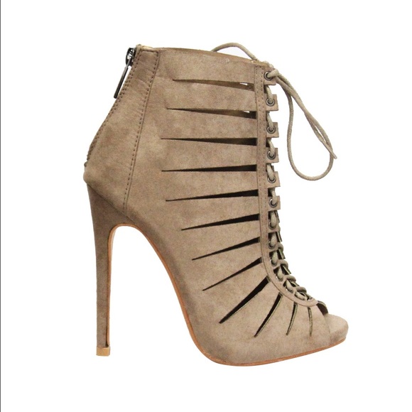 SALE! Suede Beige Ankle Bootie Taupe Heel - Picture 3 of 4