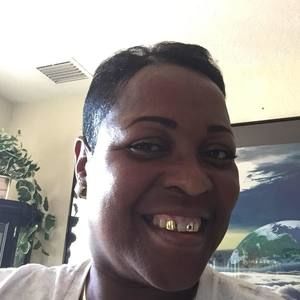 Meet your Posher, Cynthia