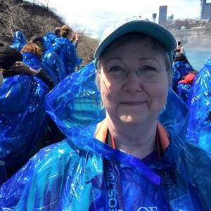 Meet your Posher, Lanelle