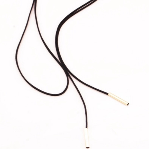 Minimal Black Choker - Picture 2 of 2