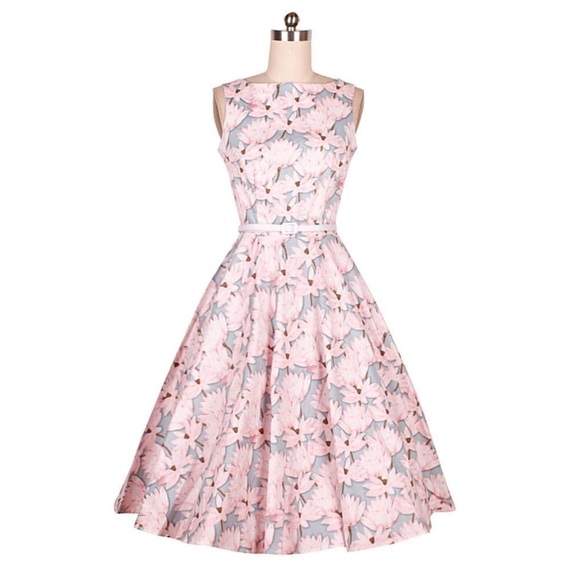 Hwl boutique Dresses & Skirts - Vintage floral dress