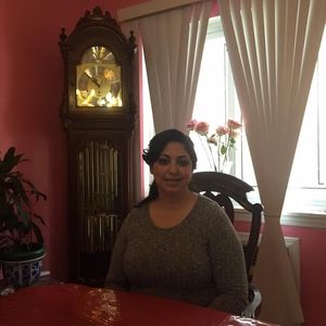 Meet your Posher, Albina