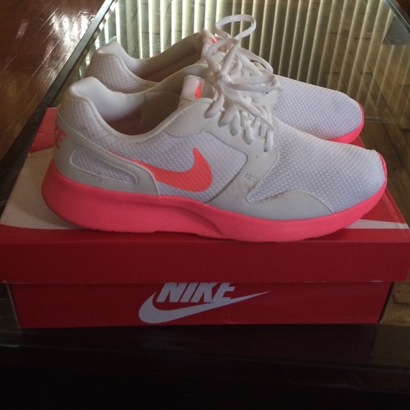 Nike Women's Kaishi Shoes