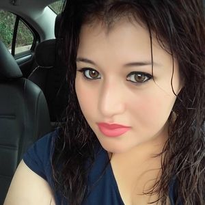 Meet your Posher, Gabriela