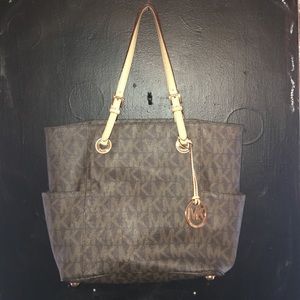 Michael Kors shoulder purse