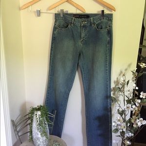 CK Relaxed. Med. Faded Blue, Subtle Stretch