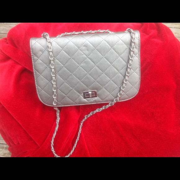 Shoulder bag