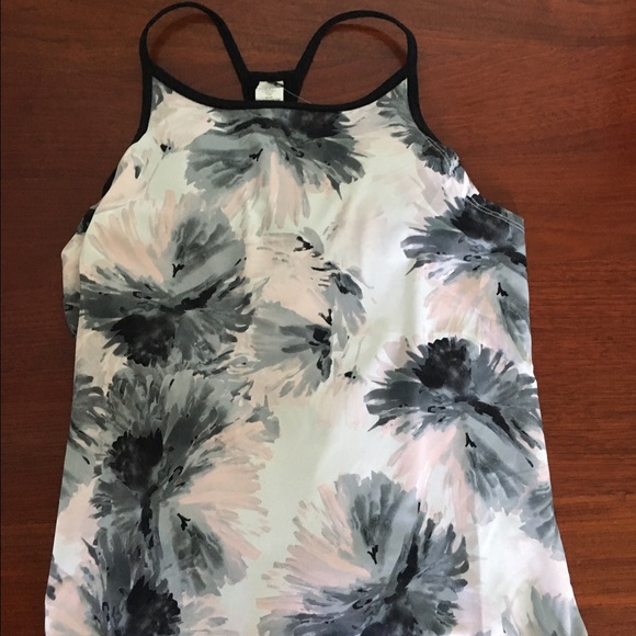 Fabletics Work Out Tank