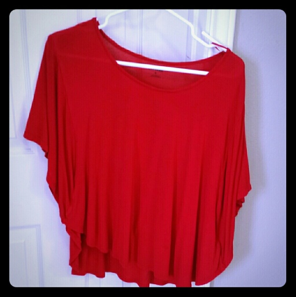 Red circle shirt - Picture 1 of 1