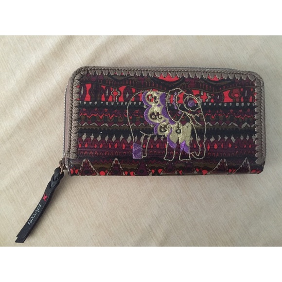 Cute Elephant-Aztec Wallet!
