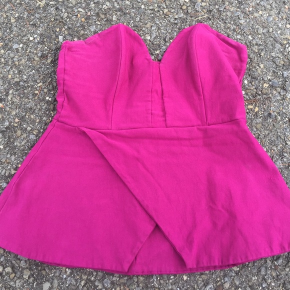 Strapless peplum top