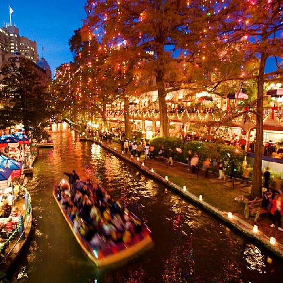 Meet your Posher, Vanessa - Picture 2 of 4