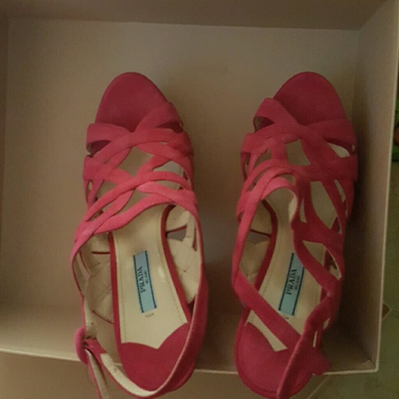 Prada shoes - Picture 1 of 1
