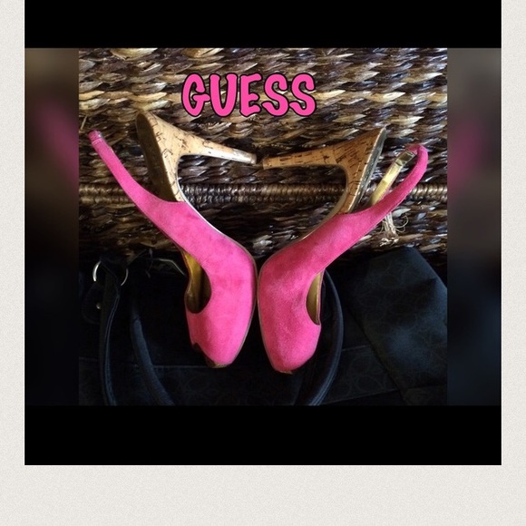 Guess pink suede sandals - Picture 4 of 4