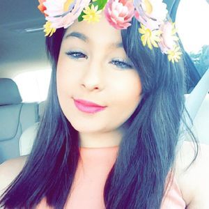 Meet your Posher, Alexandra