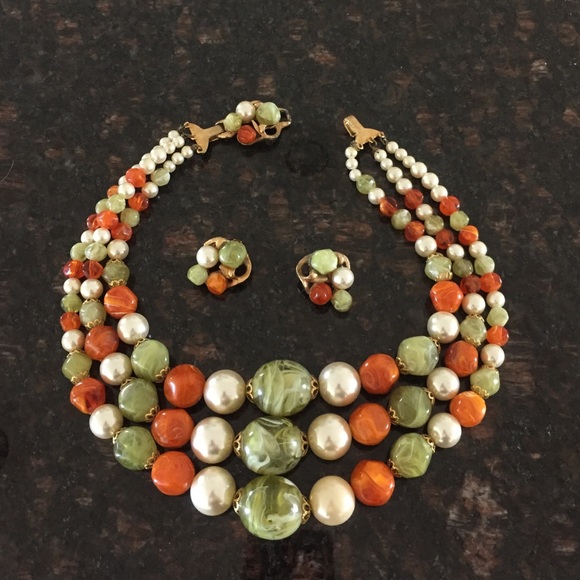 Vintage 1950s Necklace/Earrings