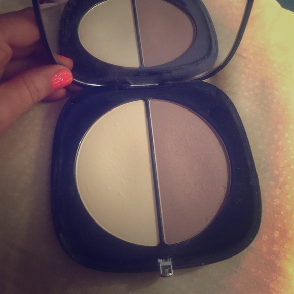 Marc Jacobs light filtering contour powder