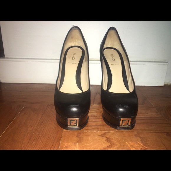 Fendi pump - Picture 2 of 3
