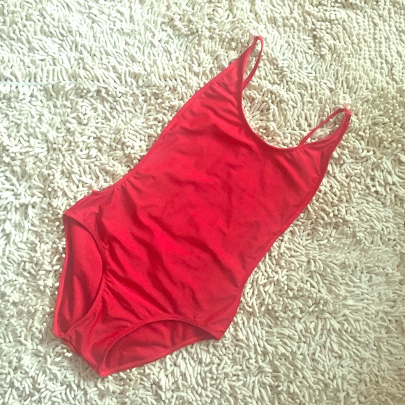 RED ONE PIECE SWIMSUIT
