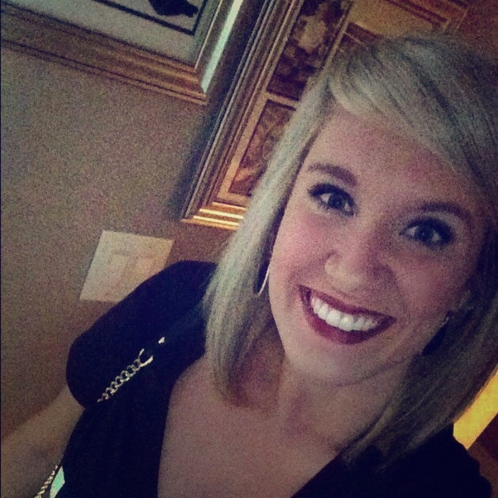 Meet your Posher, Ashley