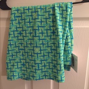 Brand new with tags Lularoe Cassie