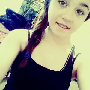 Meet your Posher, April